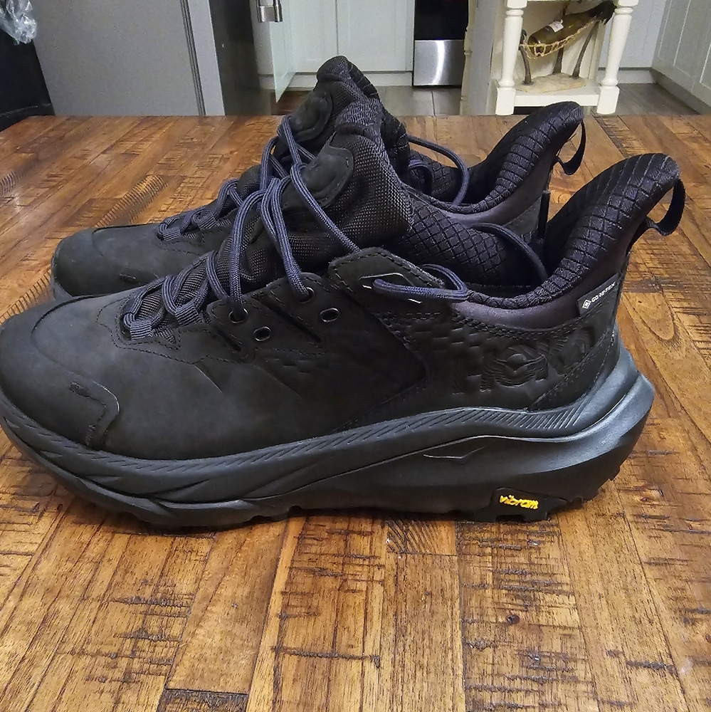 Hoka Sneakers